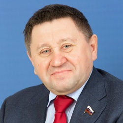 В Совете Федерации открылась выставка живописи «Лицо Человека» | Совет ...
