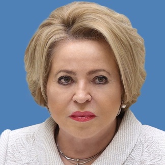 В. Матвиенко предложила проанализировать ситуацию в авиационной отрасли ...