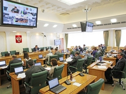 Профильные комитеты СФ проработают  предложения регионов по развитию промышленности