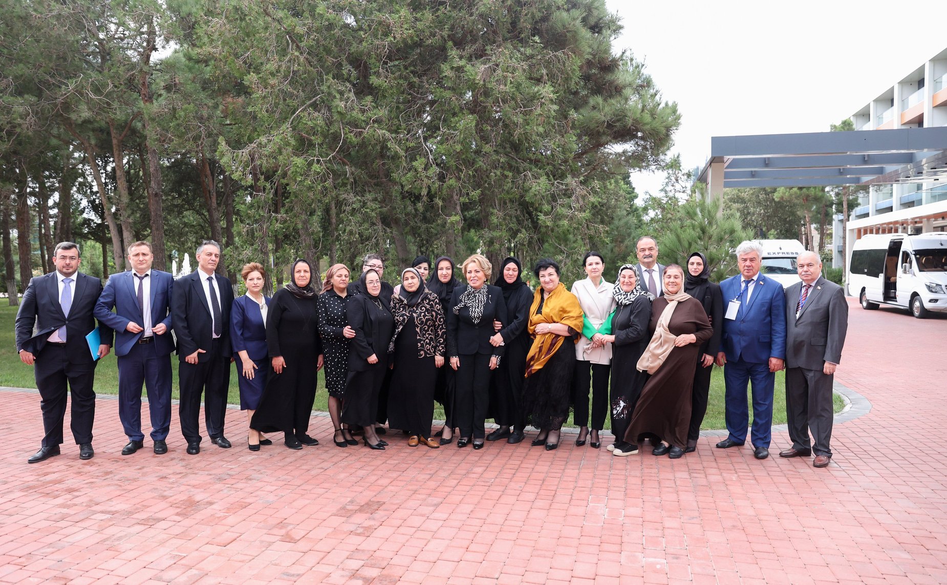 Валентина Матвиенко провела в Каспийске (Дагестан) встречу с матерями участников специальной военной операции