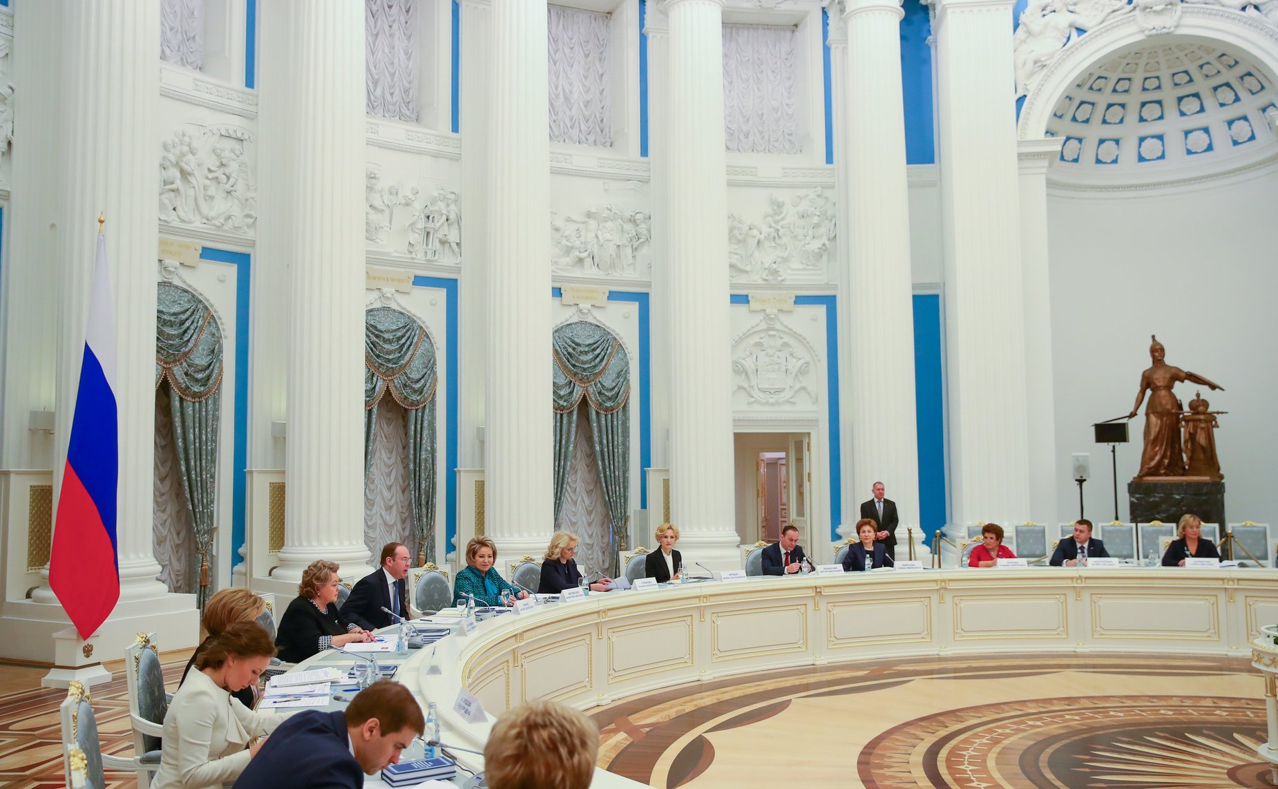 Первое заседание Совета при Президенте России по реализации госполитики в сфере защиты семьи и детей