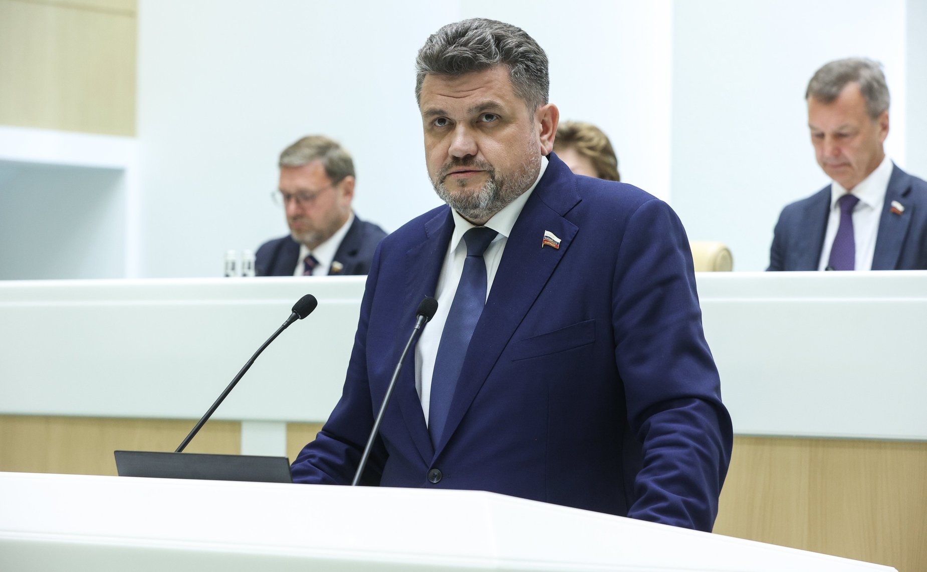 Александр Жуков