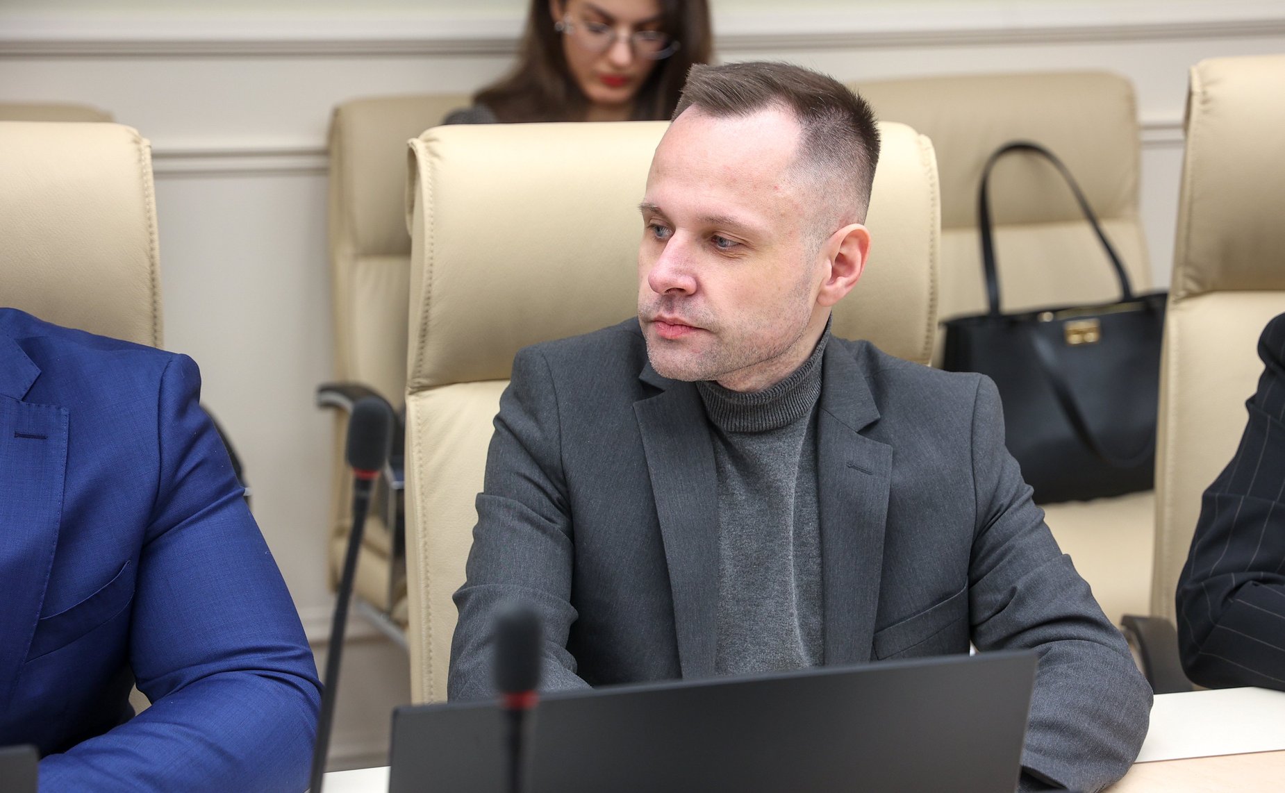 Заседание секции «ЦТСЖКХ» «Эффективность перевода в электронный вид услуг в сфере строительства»