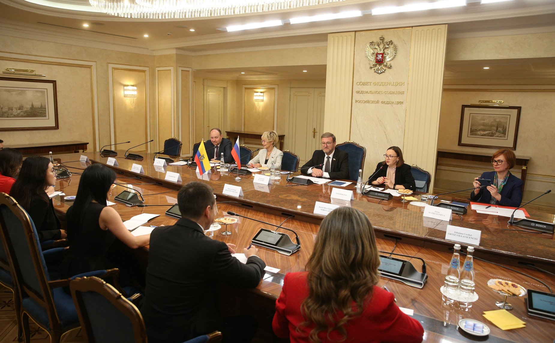 Константин Косачев провел встречу с первым заместителем Председателя Национальной ассамблеи Республики Эквадор Марселой Присцилой Ольгин Наранхо