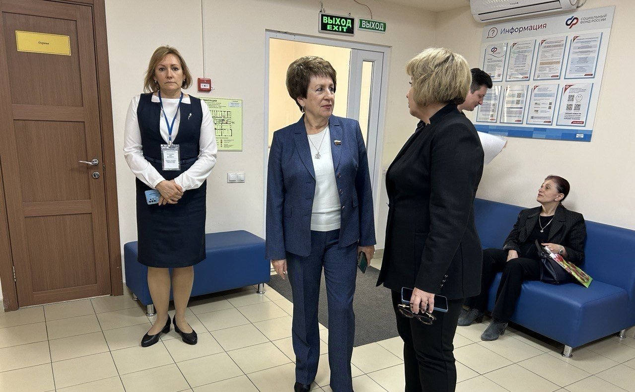 Екатерина Алтабаева провела встречу с сотрудниками отделения Фонда пенсионного и социального страхования РФ по городу Севастополю