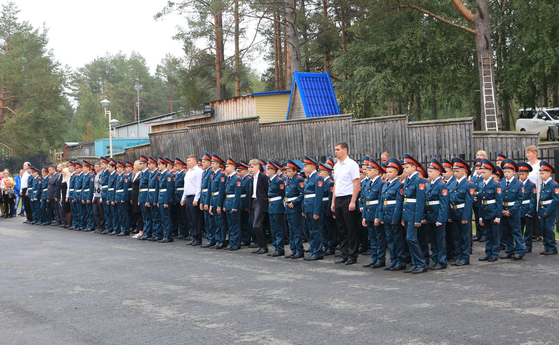 Торжественное построение в новом Образовательном центре – кадетской школе «Корабелы Прионежья» им. Героя России Ю.Л. Воробьева