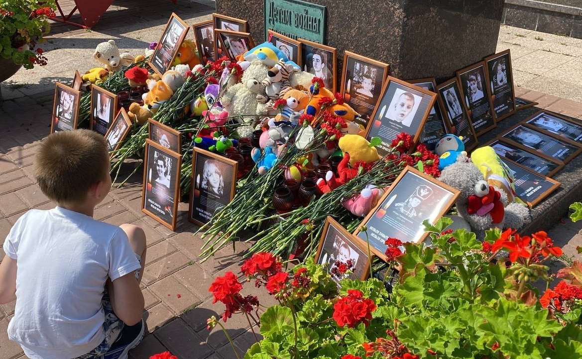 Айрат Гибатдинов принял участие в акции, посвященной памяти детей Донбасса, которые погибли в ходе военных действий киевского режима