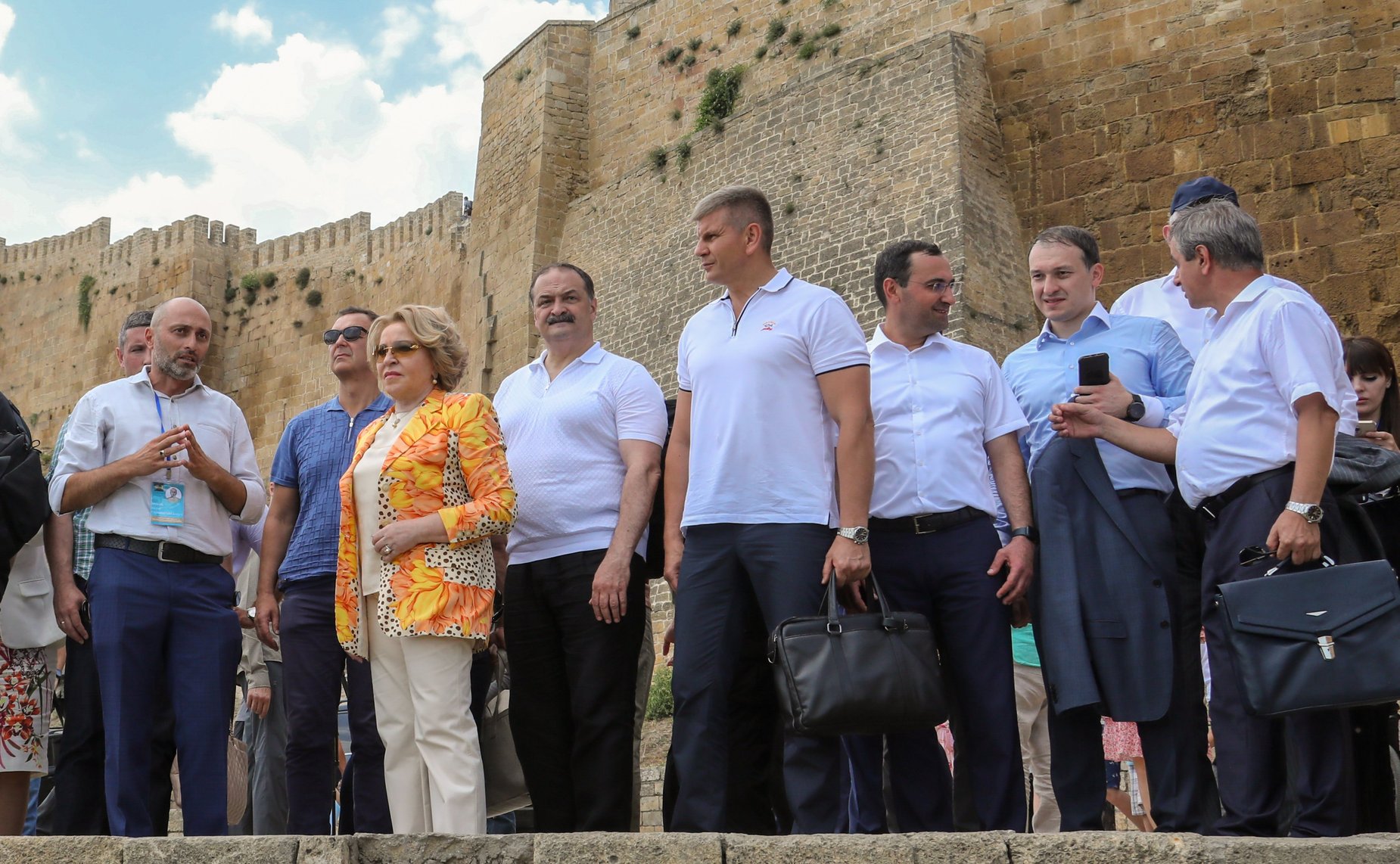 Валентина Матвиенко осмотрела выставку народно-художественных промыслов в Дербенте