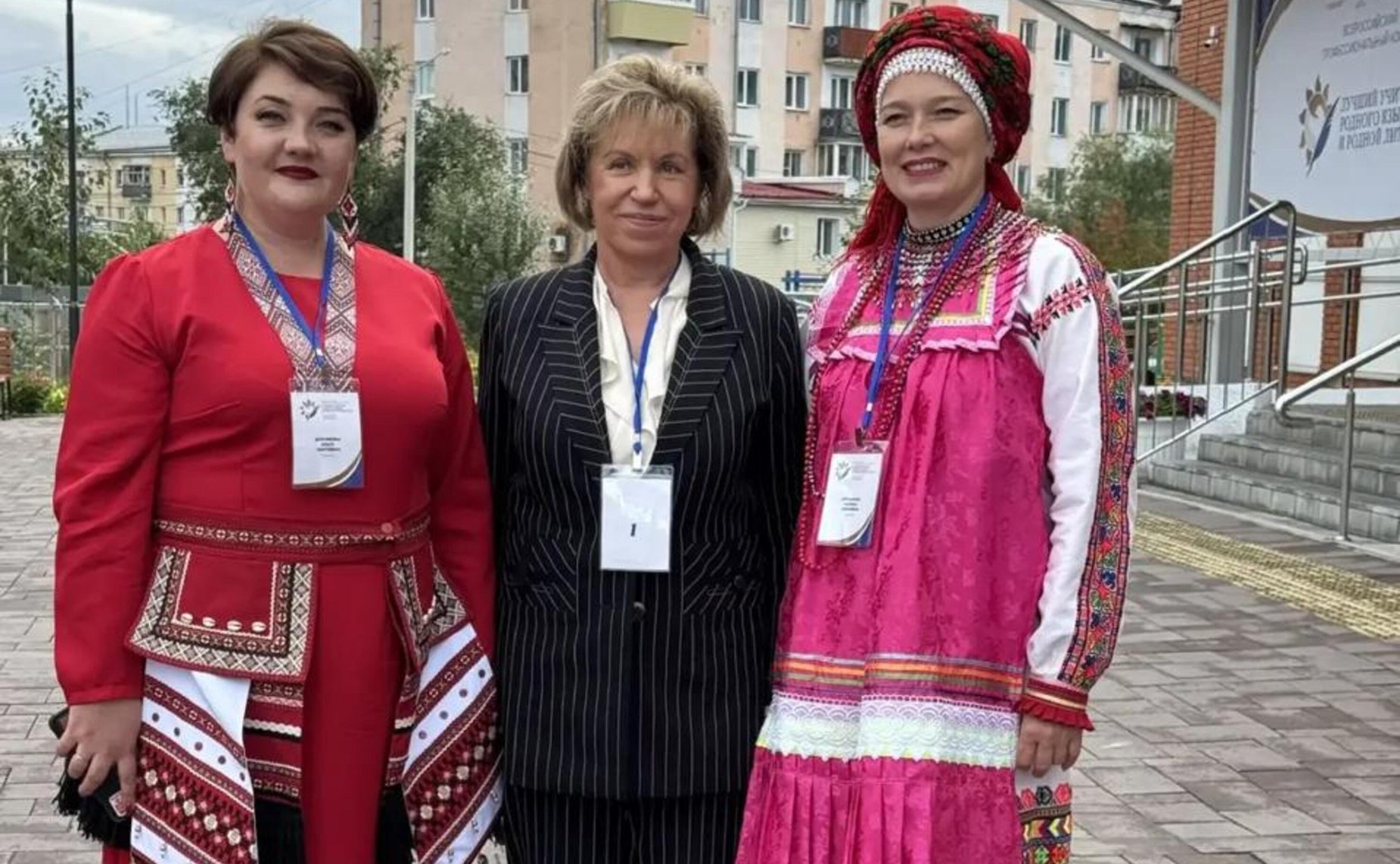 Людмила Скаковская принимает участие во Всероссийском профессиональном конкурсе «Лучший учитель родного языка и родной литературы», проходящем в эти дни в Республике Бурятия