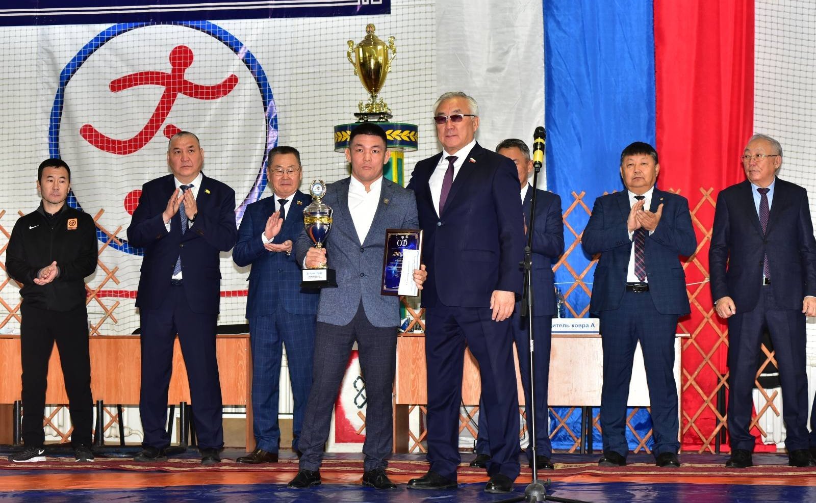 Баир Жамсуев принял участие в XXI турнире Агинского Бурятского округа по вольной борьбе «Кубок памяти Цыренова Бадмы Цыреновича»