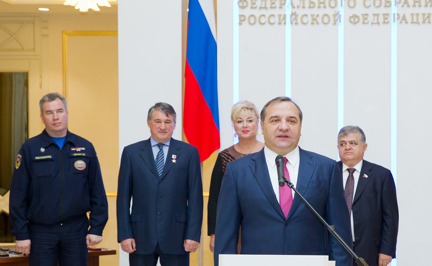 29-10 Воробьев награждение МЧС 4