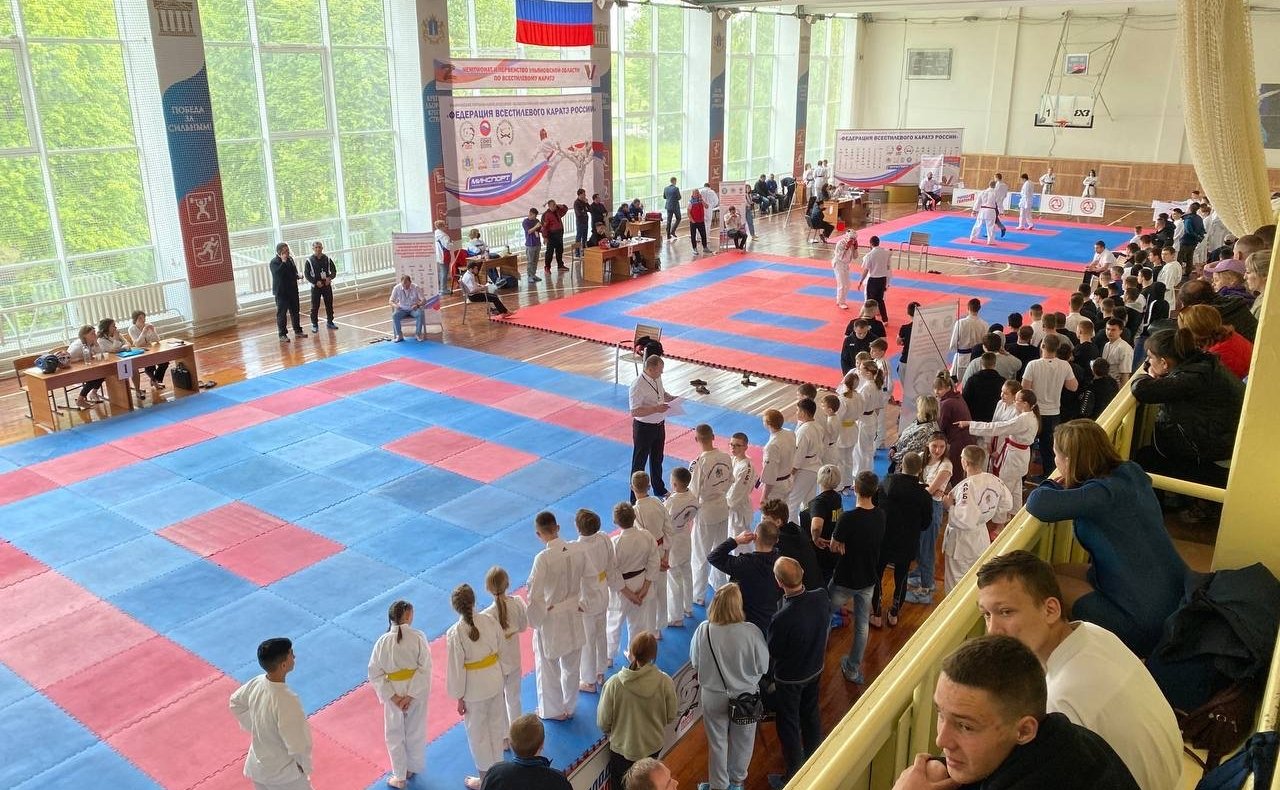 Айрат Гибатдинов принял участие в торжественном открытии Чемпионата и первенства региона по всестилевому каратэ в поддержку специальной военной операции