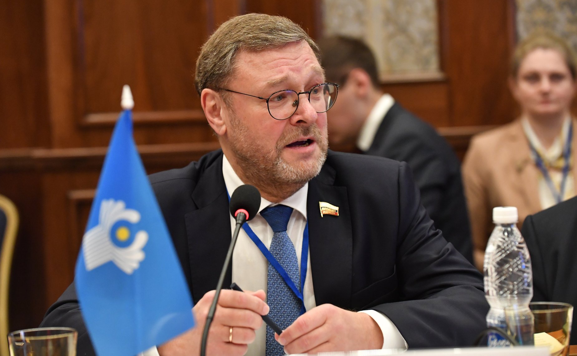 Заместитель Председателя Совета Федерации Константин Косачев провел заседание Комиссии Межпарламентской Ассамблеи государств-участников СНГ (МПА СНГ) по политическим вопросам и международному сотрудничеству