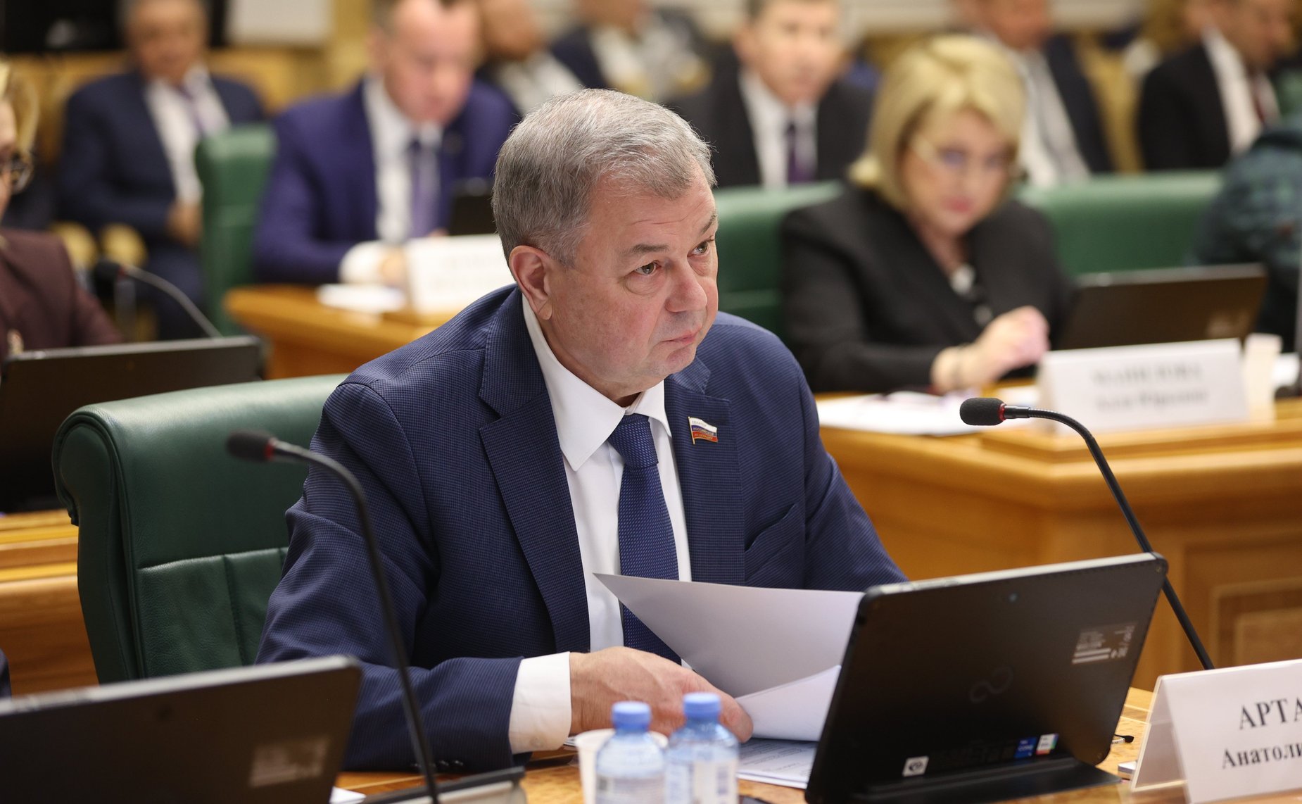 Анатолий Артамонов