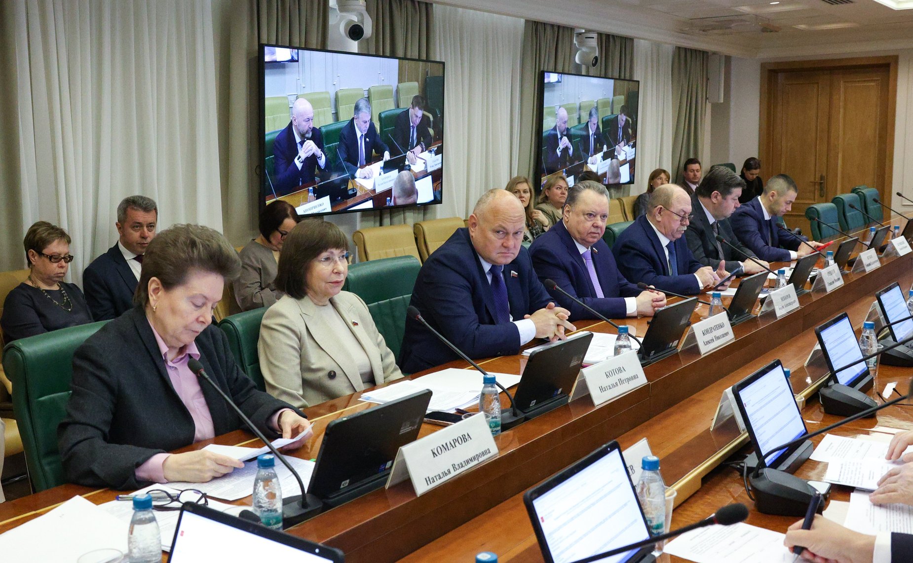 Заседание Комитета Совета Федерации по аграрно-продовольственной политике и природопользованию