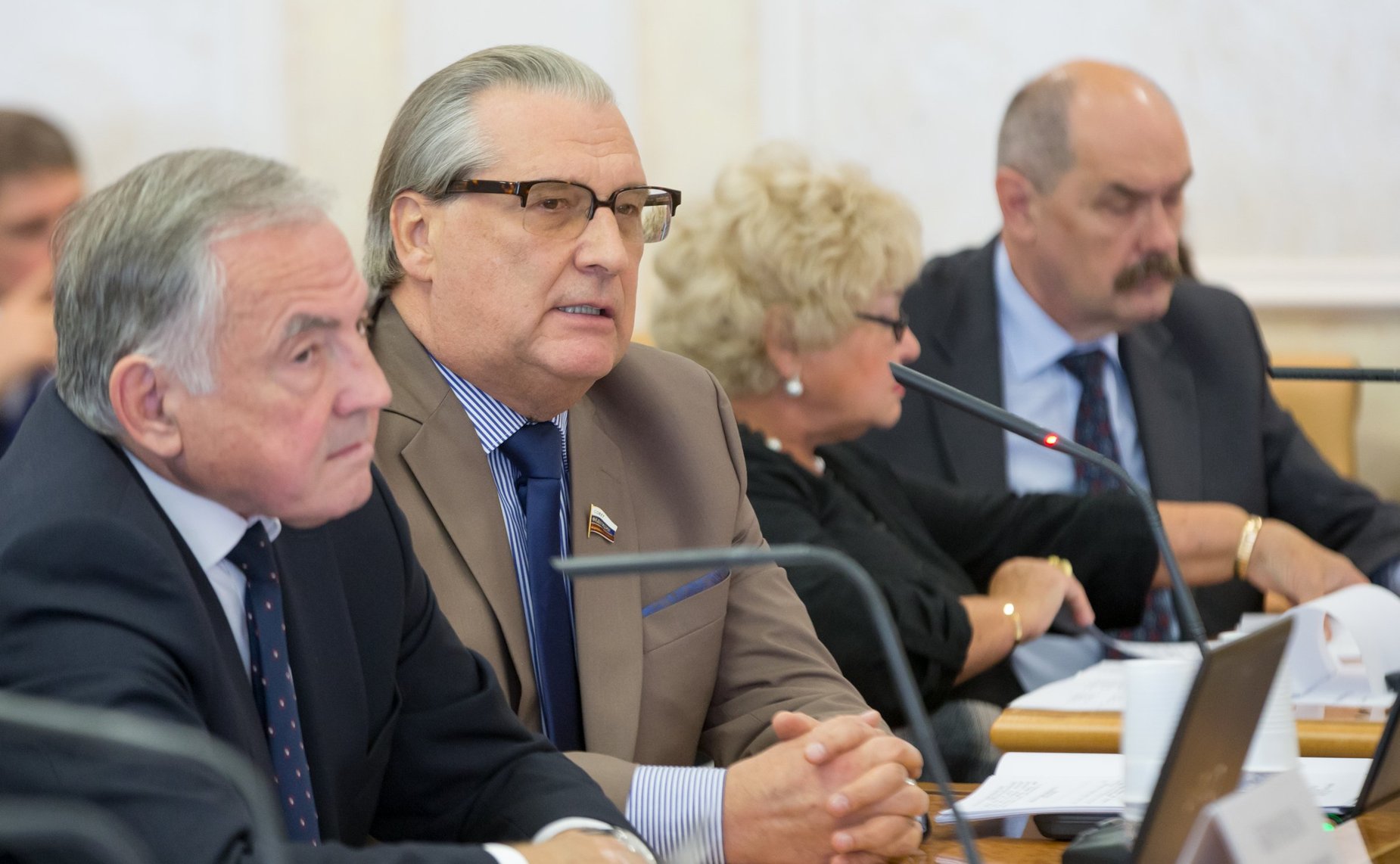 Заседание Комитета СФ по конституционному законодательству и государственному строительству