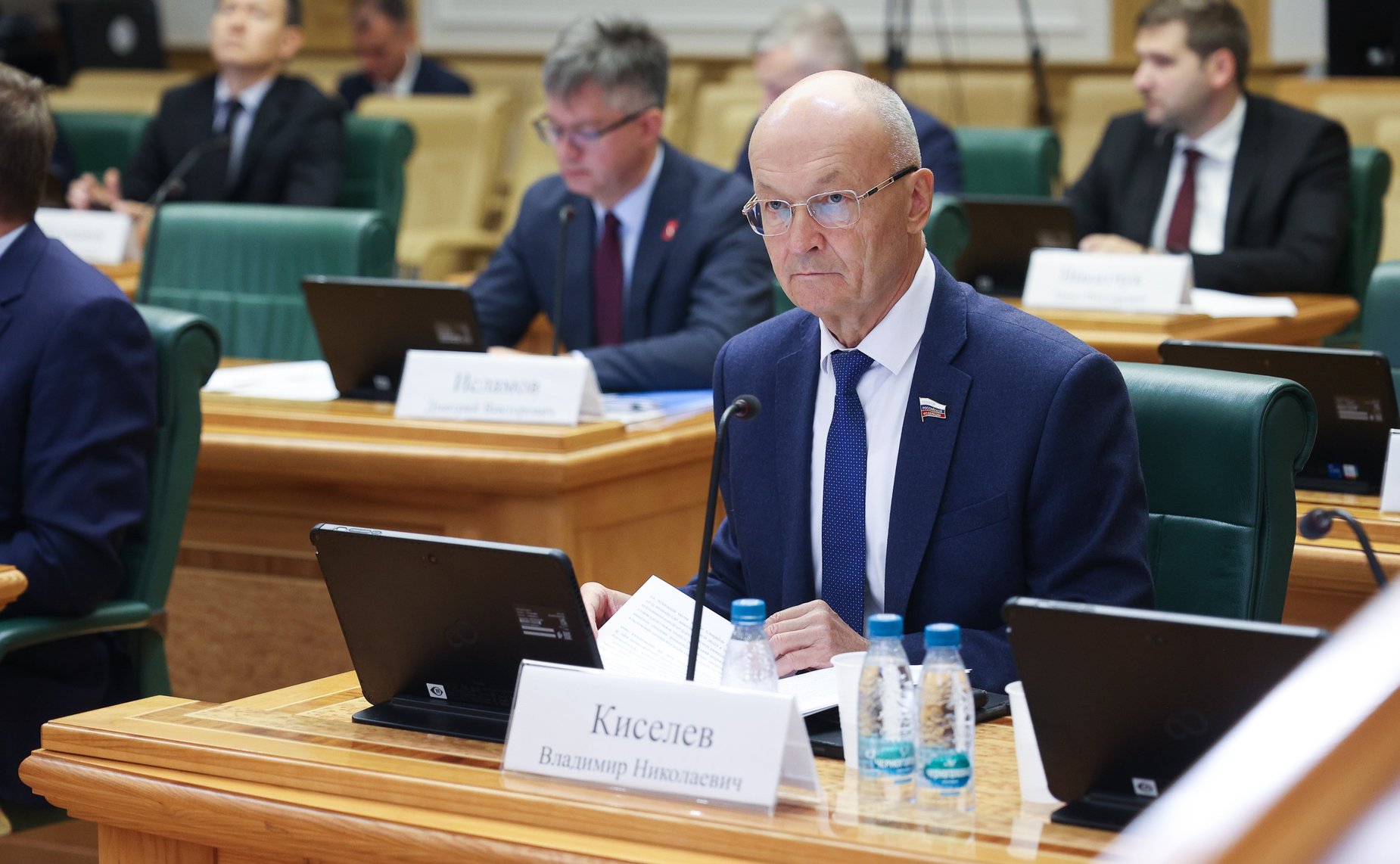 Владимир Киселев