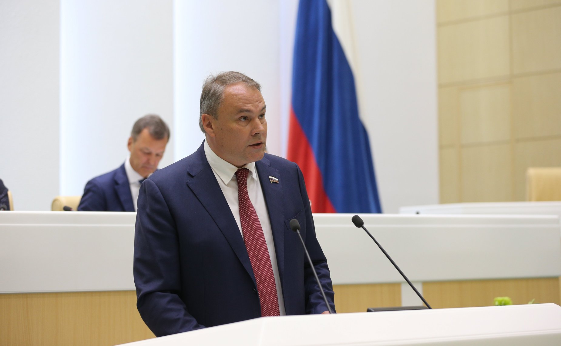 Пленарное заседание Х Парламентских встреч в рамках ХХХ Международных образовательных чтений «К 350-летию со дня рождения Петра I: секулярный мир и религиозность»