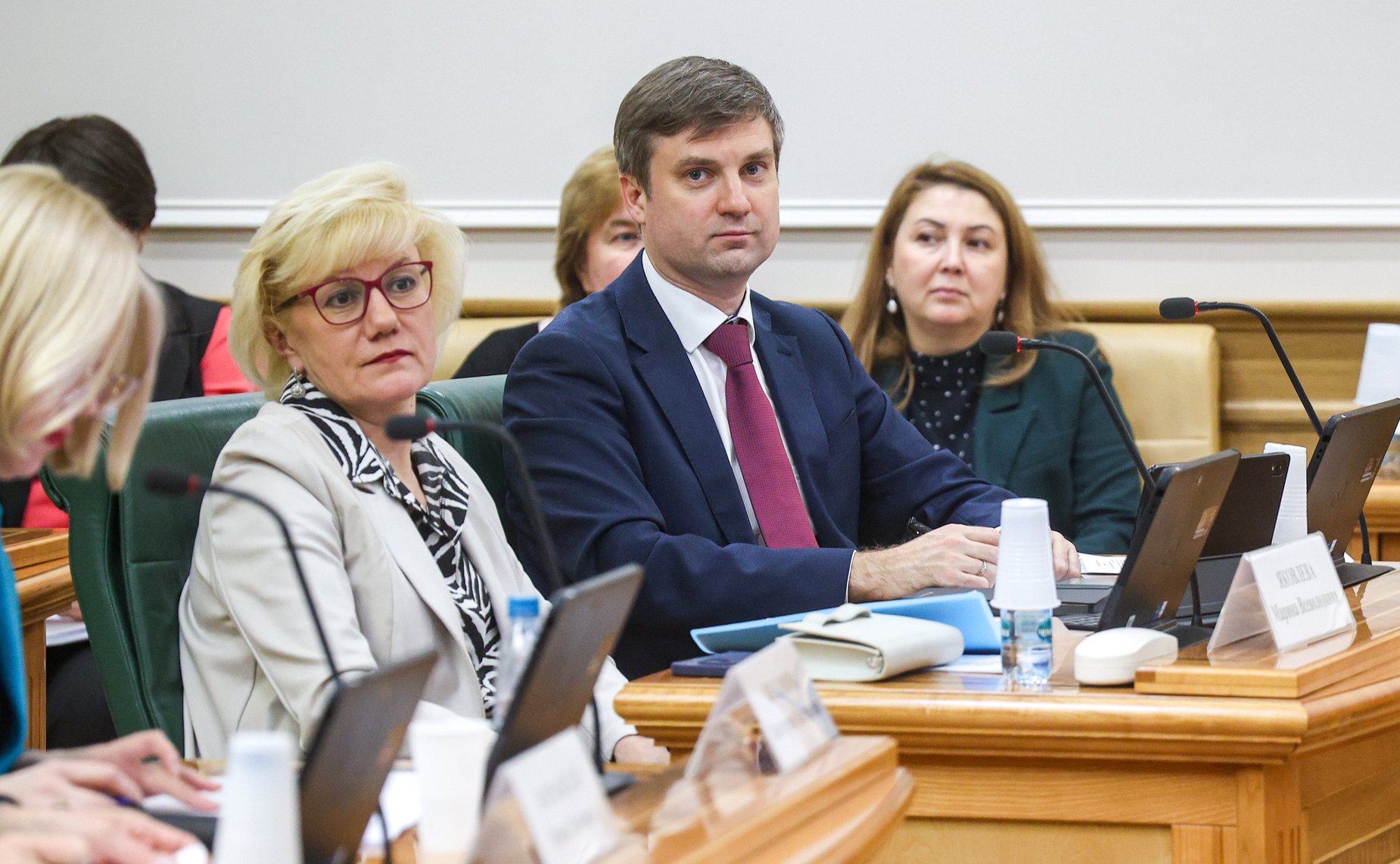 Встреча председателя Комитета СФ по науке, образованию и культуре Лилии Гумеровой с участниками окружных семейно-демографических конференций