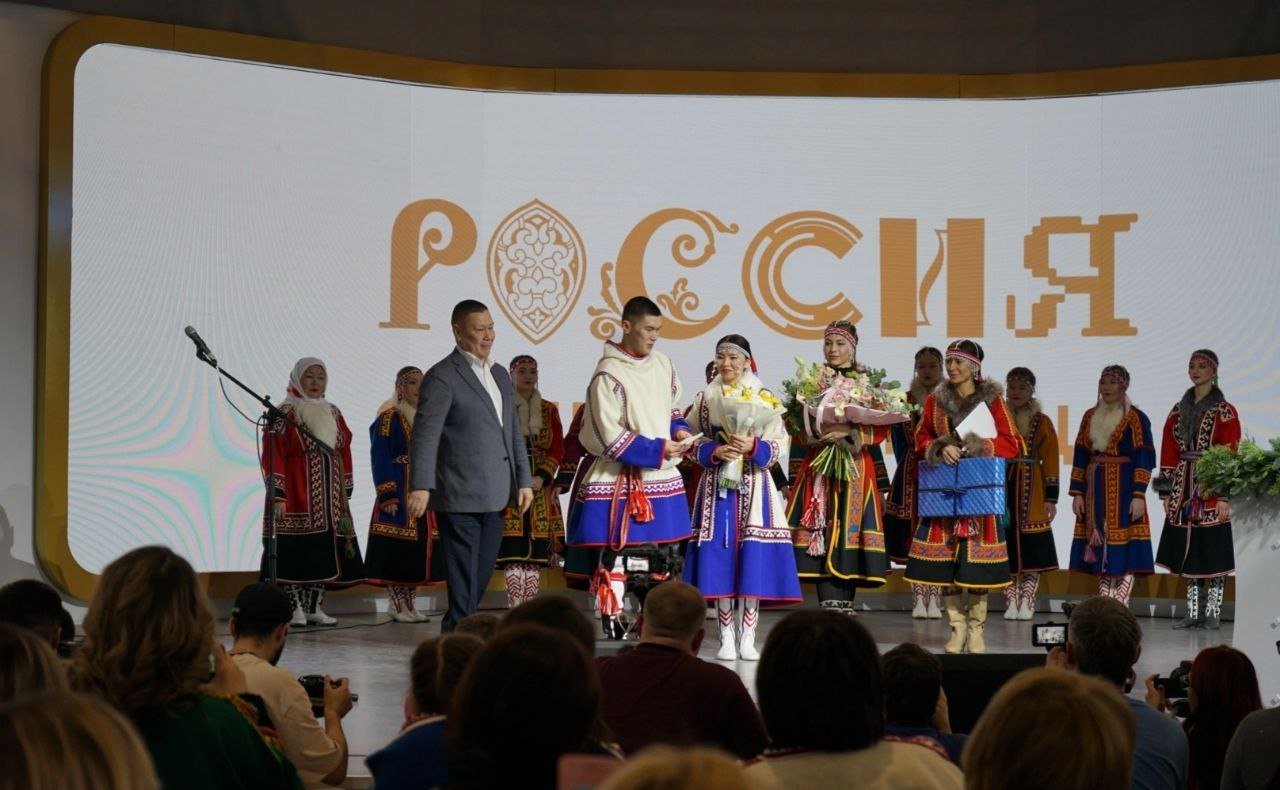 Григорий Ледков принял участие в открытии экспозиции Ямало-Ненецкого автономного округа в рамках проведения Международной выставки-форума «Россия» на ВДНХ