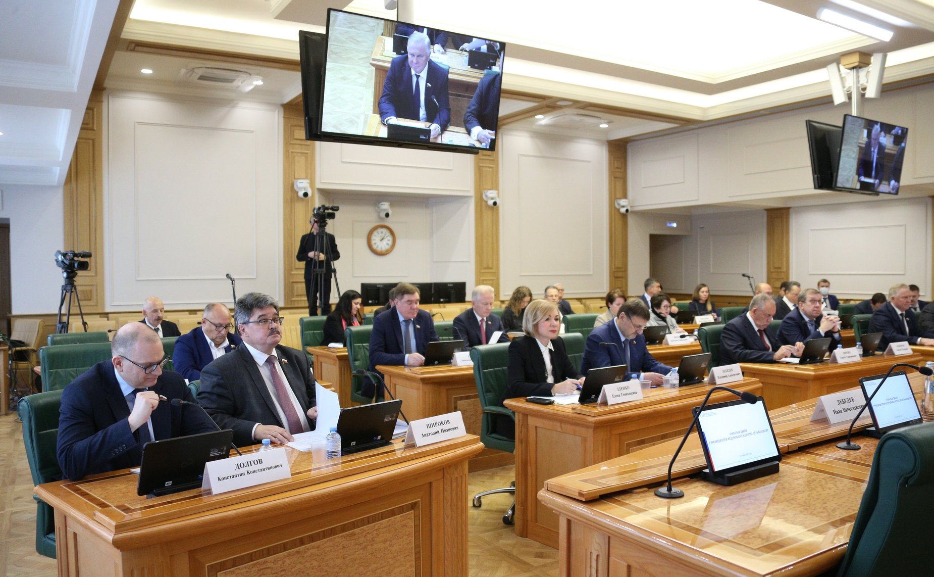 Встреча сенаторов Российской Федерации с руководителем Федерального агентства по рыболовству Ильёй Шестаковым в формате «Открытого диалога»