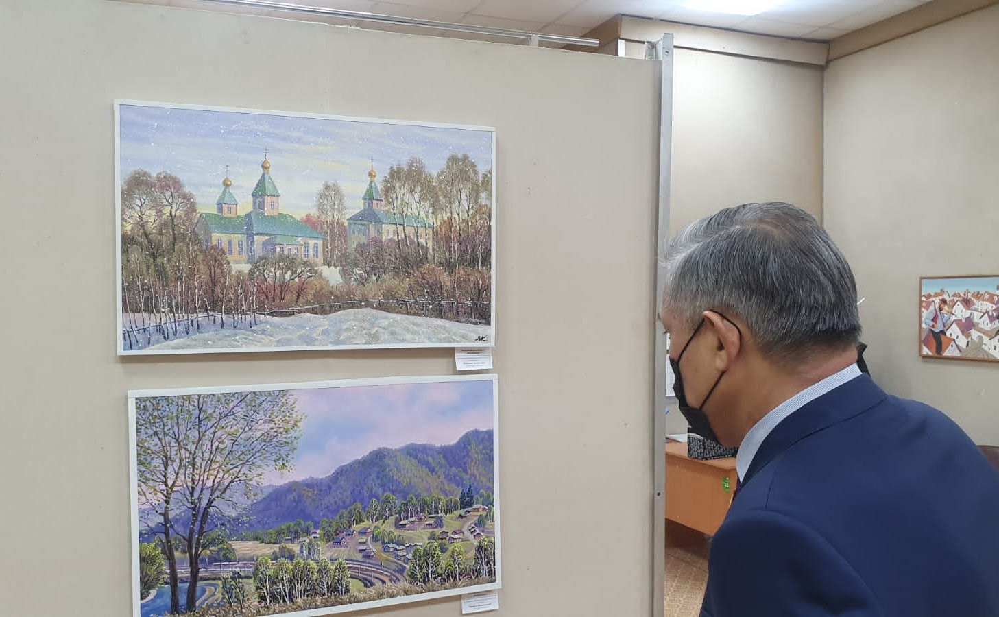 Юрий Валяев принял участие в открытии межрегионального выставочного проекта «Биробиджанская осень»