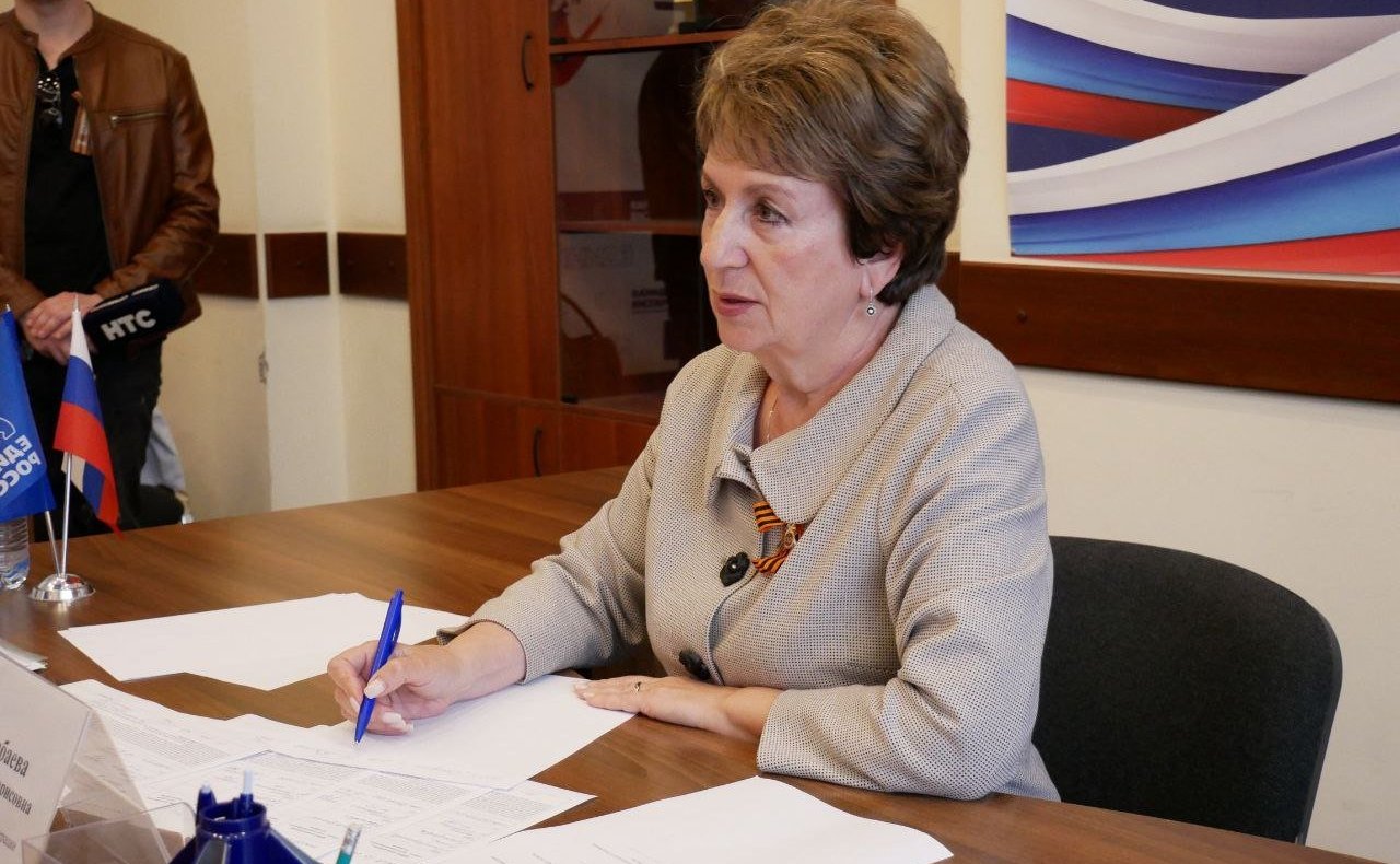 Екатерина Алтабаева провела приём граждан старшего поколения