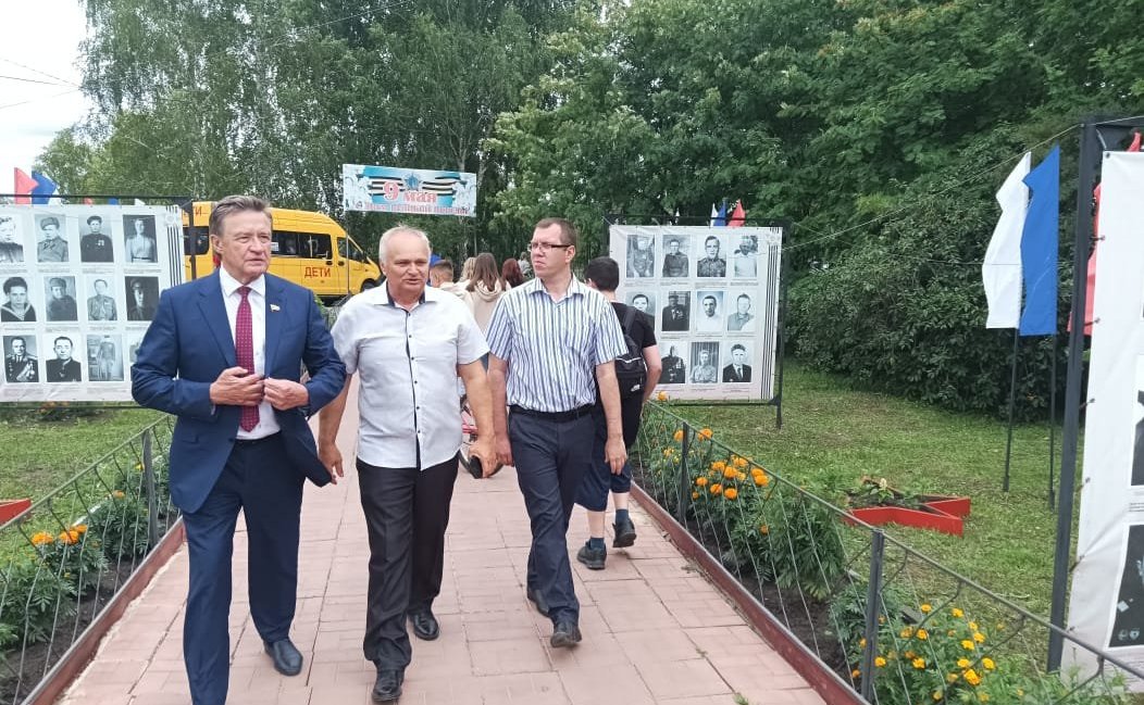 Сергей Рябухин в ходе работы в регионе посетил Вешкаймский район