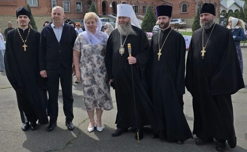 Ольга Бас посетила Свято-Владимирский кафедральный собор ЛНР