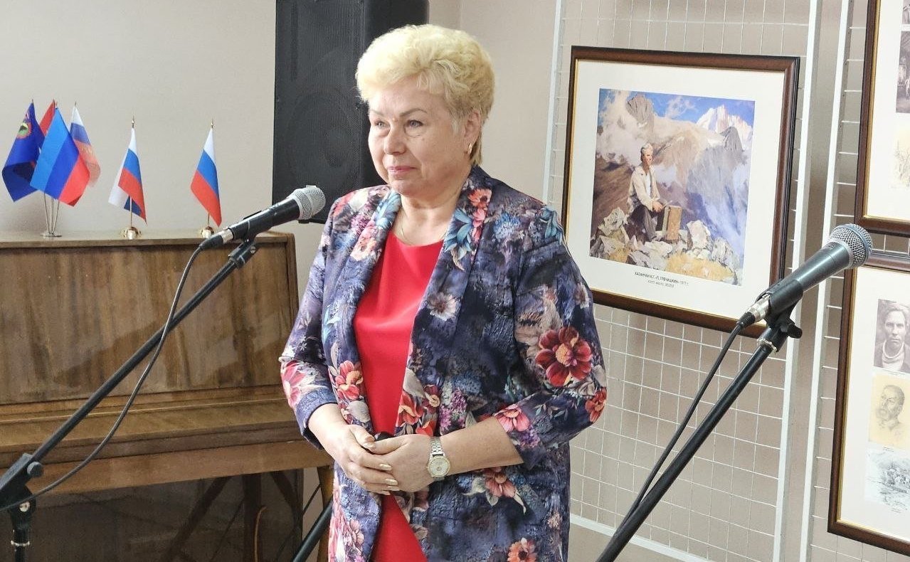 Ольга Бас приняла участие в открытии выставки «Война и мир глазами художника Павла Гречишкина»