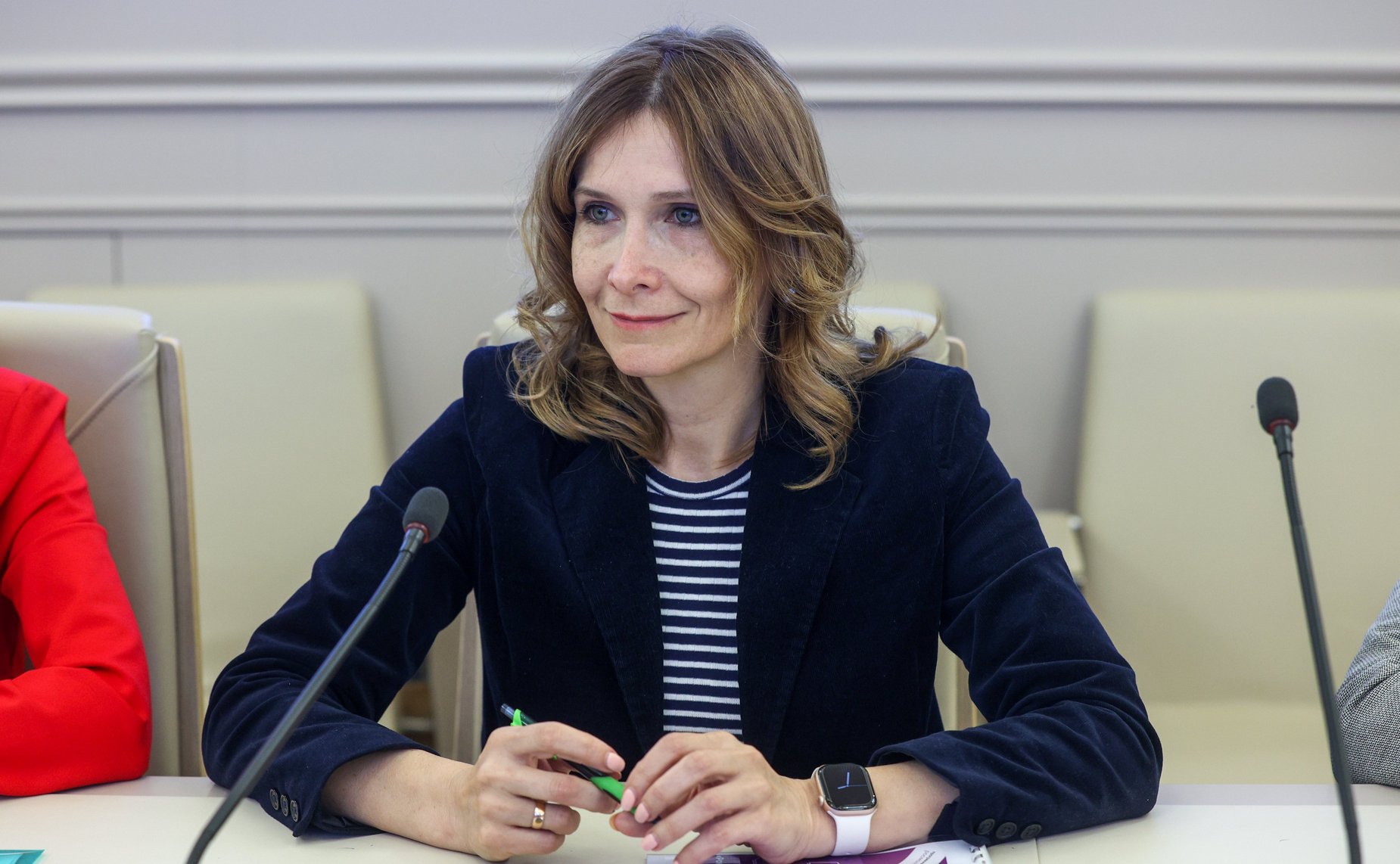 Наталья Мельникова провела встречу с активистами молодежного землячества Псковской области