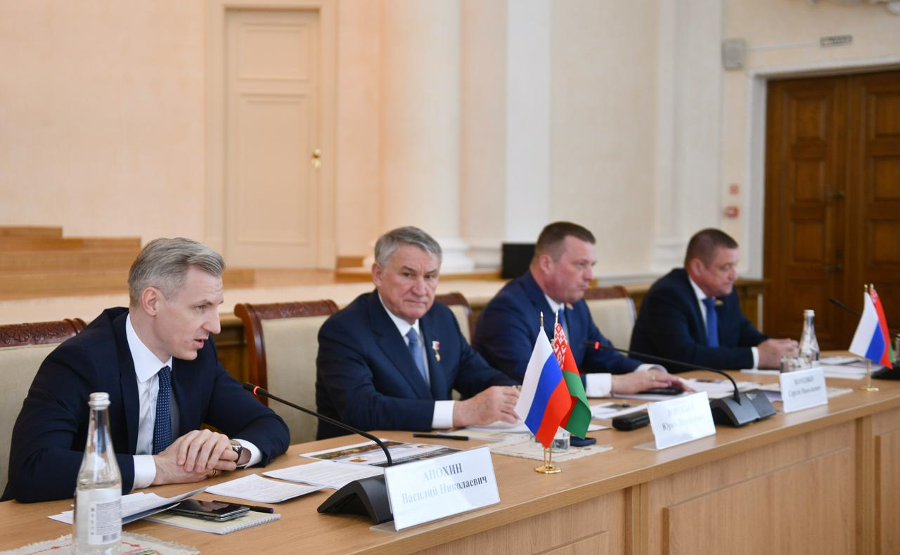 В Смоленске прошло заседание Межпарламентской комиссии Совета Федерации и Совета Республики Национального собрания Беларуси