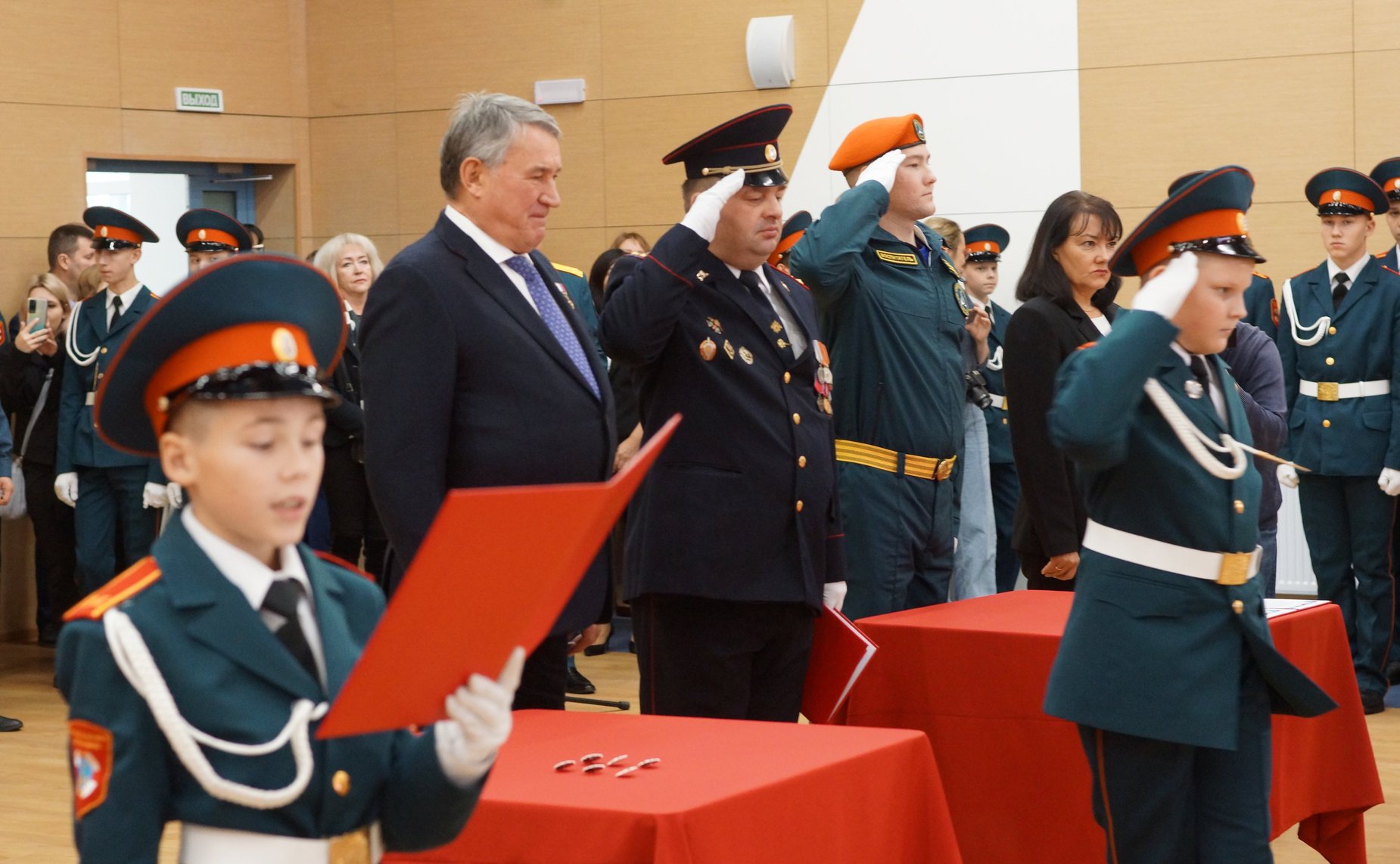 Церемония посвящения в кадеты прошла в образовательном центре — кадетской школе «Корабелы Прионежья»