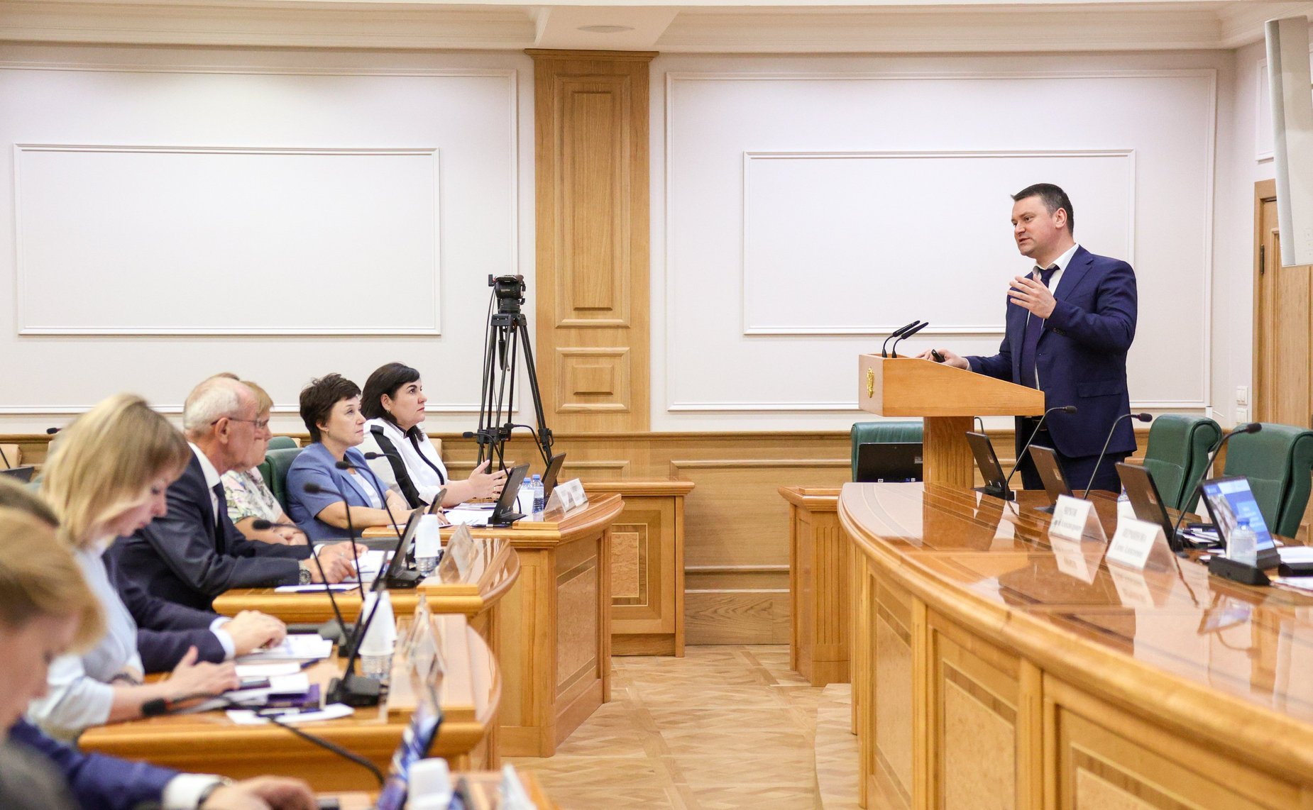 Семинар-совещание Комитета Совета Федерации по социальной политике по вопросам пенсионного обеспечения жителей воссоединенных субъектов Российской Федерации