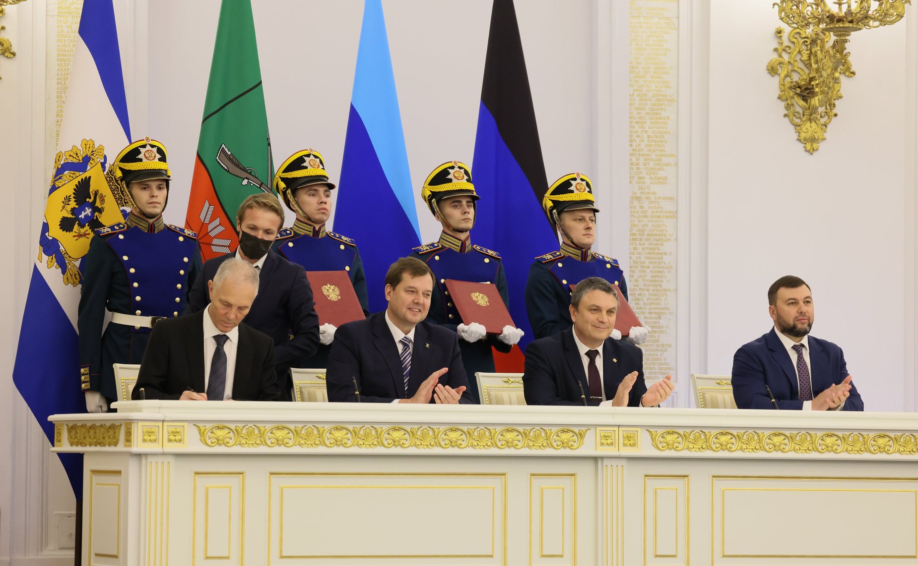 Церемония подписания договоров о принятии ДНР, ЛНР, Запорожской и Херсонской областей в состав России