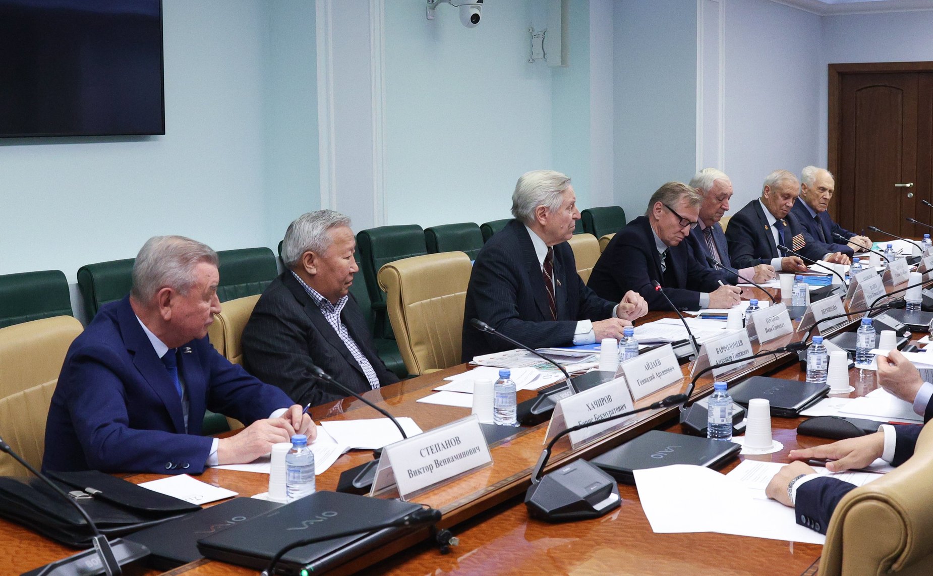 Встреча членов Комитета СФ по обороне и безопасности с членами Бюро Центрального совета Всероссийской организации ветеранов (пенсионеров) войны, труда, Вооруженных Сил и правоохранительных органов