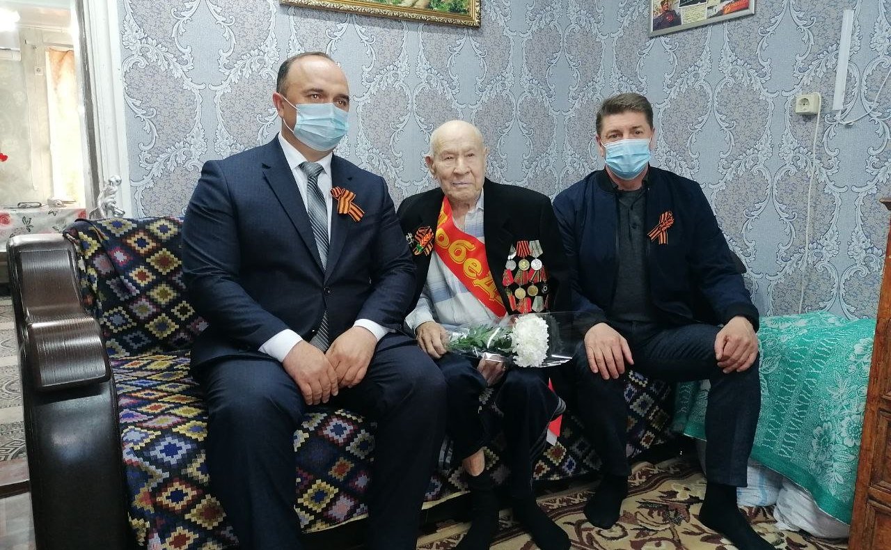 Андрей Шевченко принял участие в торжественных мероприятиях в Оренбургской области в ознаменование 77-й годовщины Победы в Великой Отечественной войне