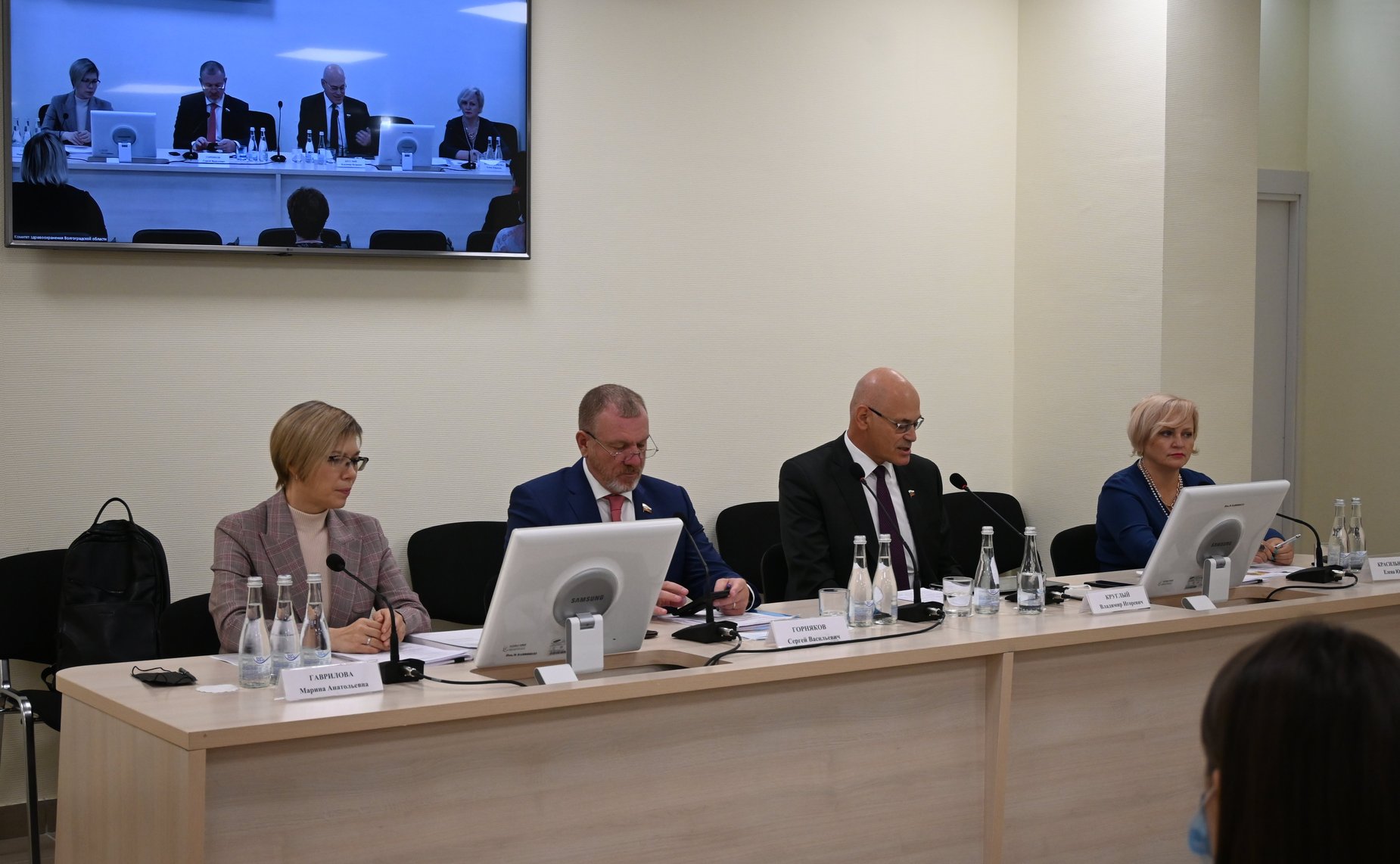 Сергей Горняков и Владимир Круглый приняли участие в совещании по вопросам организации в субъектах Южного Федерального округа медицинской помощи пациентам, страдающим редкими (орфанными) заболеваниями