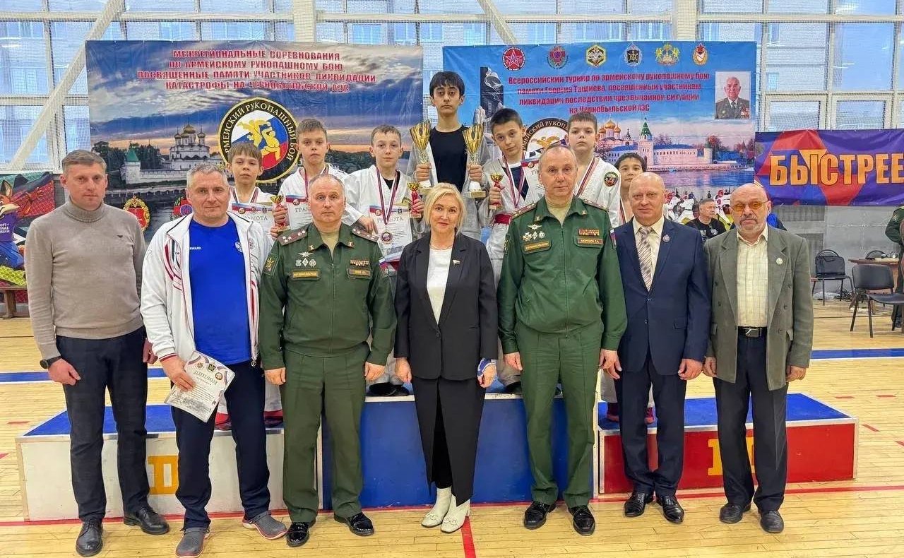 Светлана Кириллова приняла участие в церемонии награждения победителей и призеров Всероссийского турнира по армейскому рукопашному бою среди детей и подростков в Костроме
