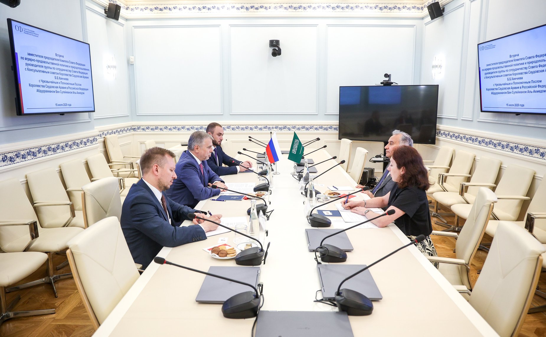 Встреча Белана Хамчиева с Консультативным советом Королевства Саудовская Аравия с Чрезвычайным и Полномочным Послом Королевства Саудовская Аравия в Российской Федерации