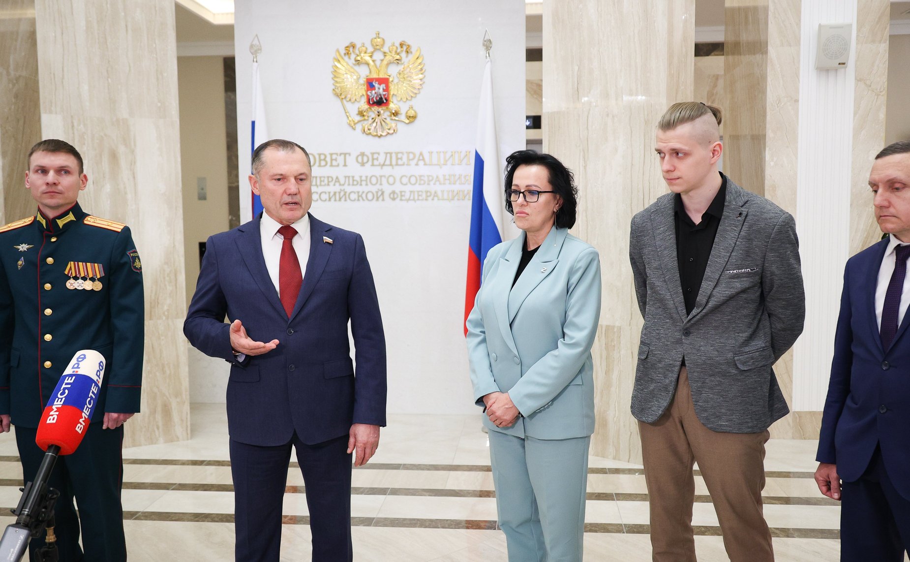 Передача награды семье погибшего участника СВО