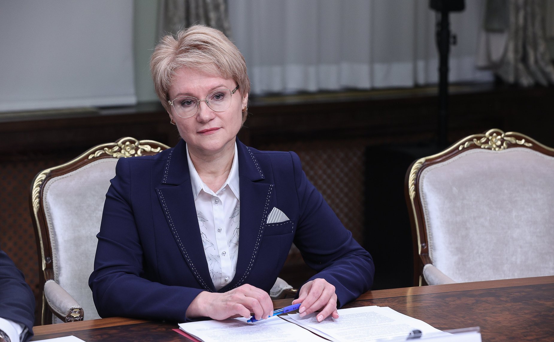 Заместитель Председателя Совета Федерации Константин Косачев и глава Республики Юрий Зайцев провели встречу с Министром просвещения РФ Сергеем Кравцовым в рамках Дней Республики Марий Эл в СФ