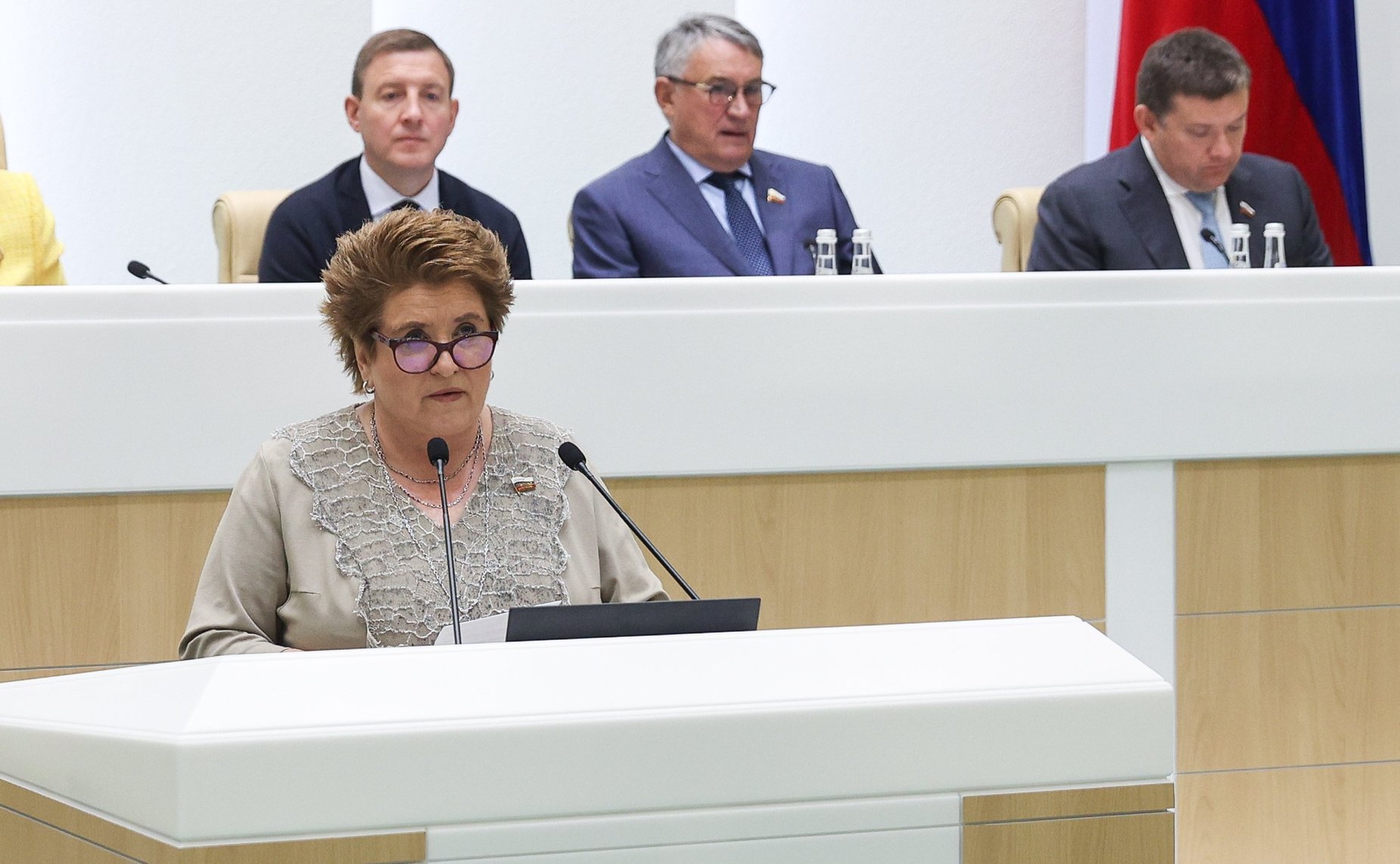 Любовь Глебова