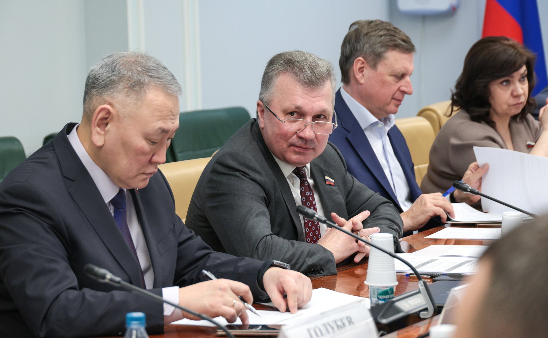 Круглый стол Комитета Совета Федерации по экономической политике «О приведении в нормативное состояние региональной и местной дорожной сети в рамках национального проекта «Инфраструктура для жизни»»