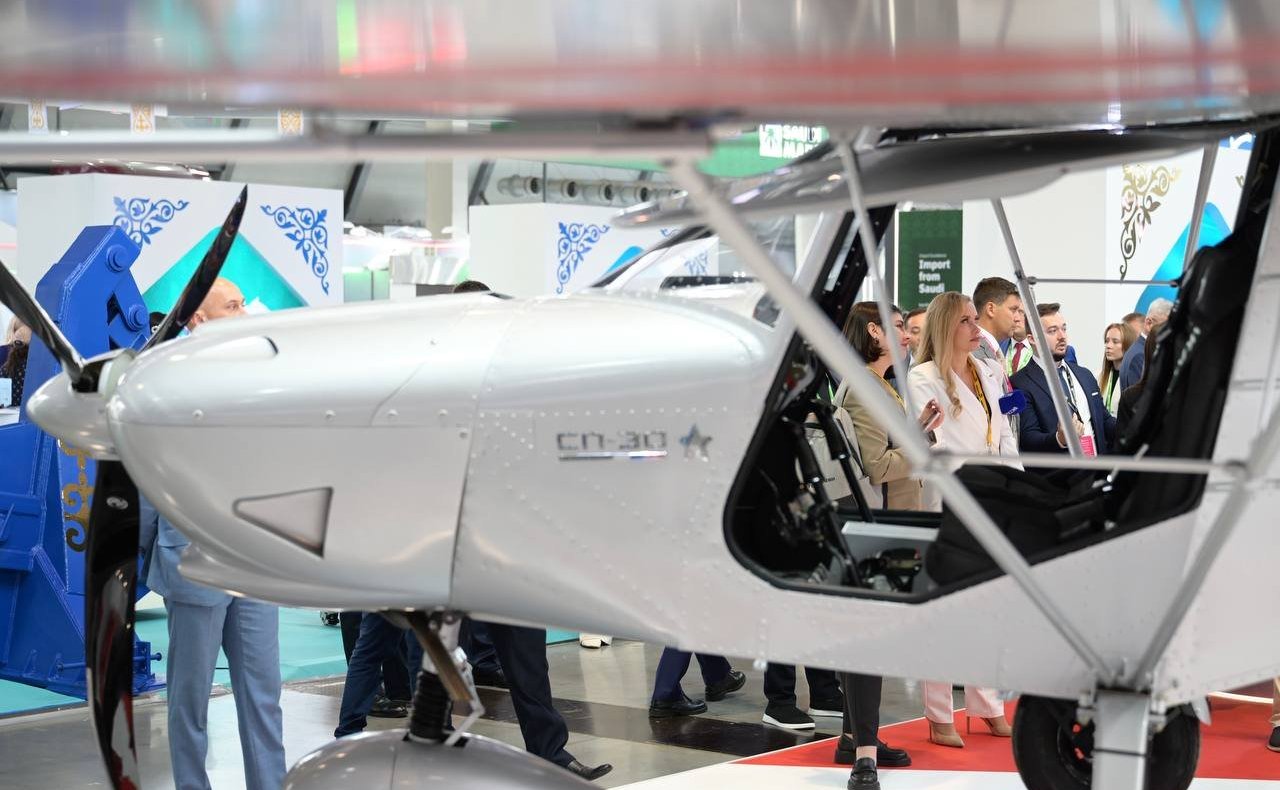 Виктор Шептий принял участие в XV Международной промышленной выставке «Иннопром-2025»