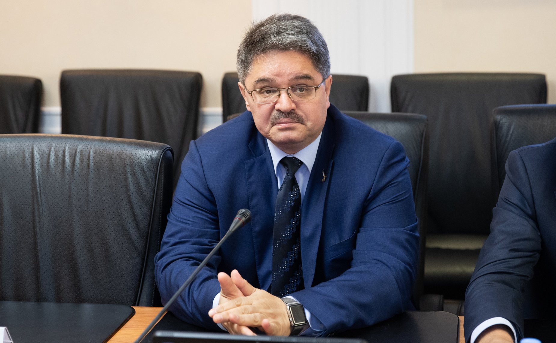 Анатолий Широков