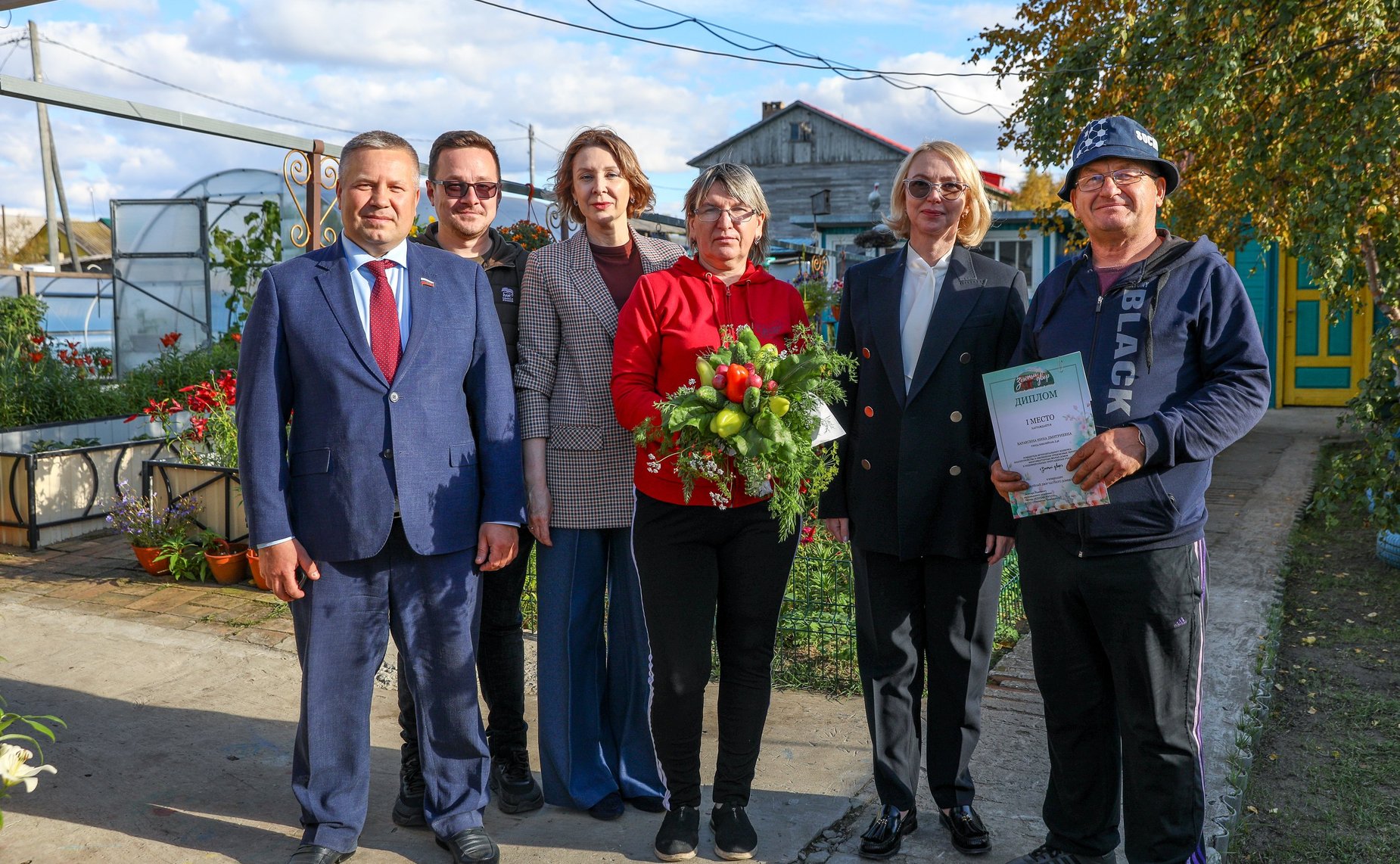 Денис Гусев подвёл итоги муниципального конкурса благоустройства и озеленения территорий многоквартирных жилых домов и индивидуальных приусадебных участков