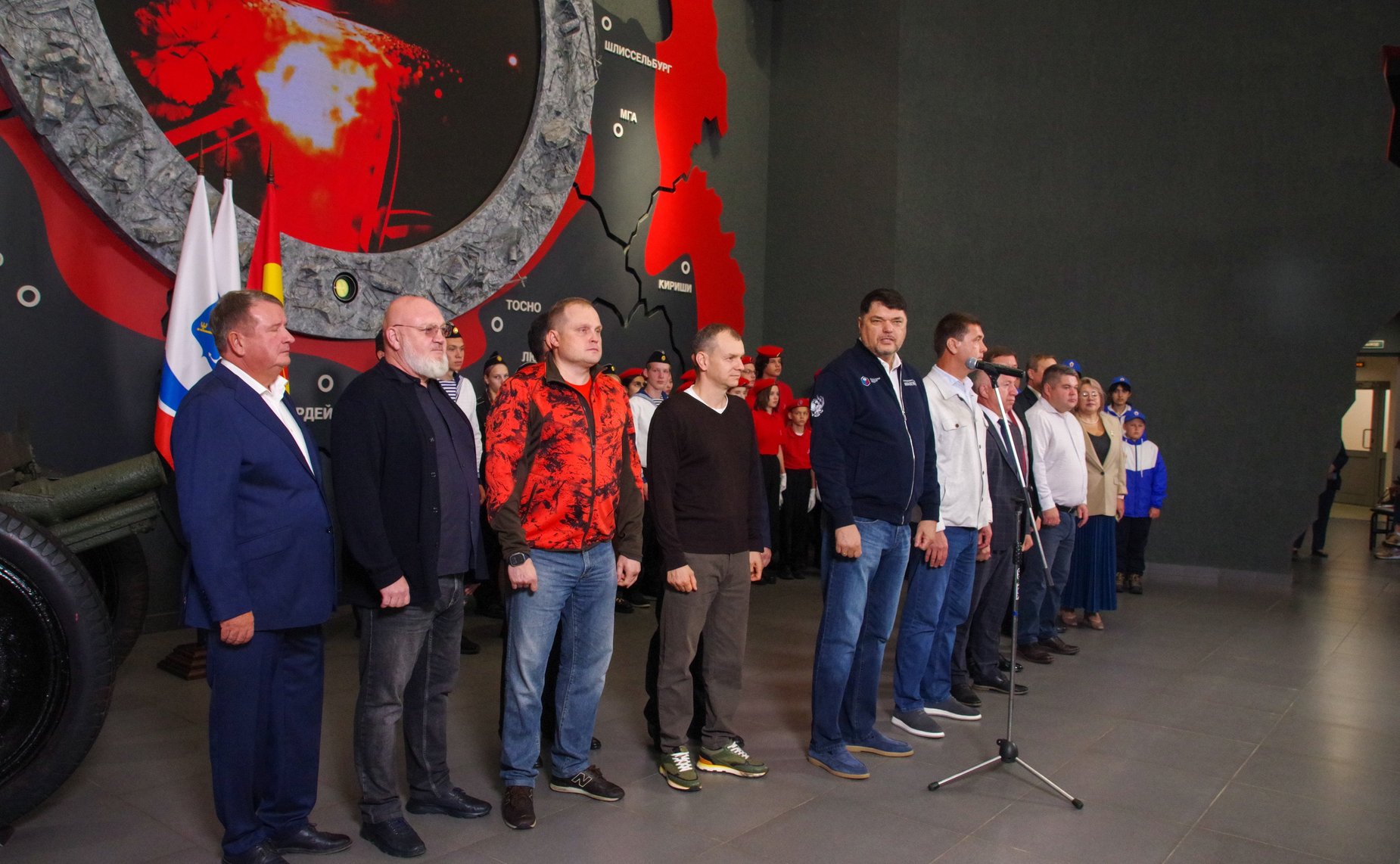 В День памяти жертв блокады Ленинграда на территории Кировского района Ленинградской области со дна реки Невы поднята боевая пушка времен Великой Отечественной войны