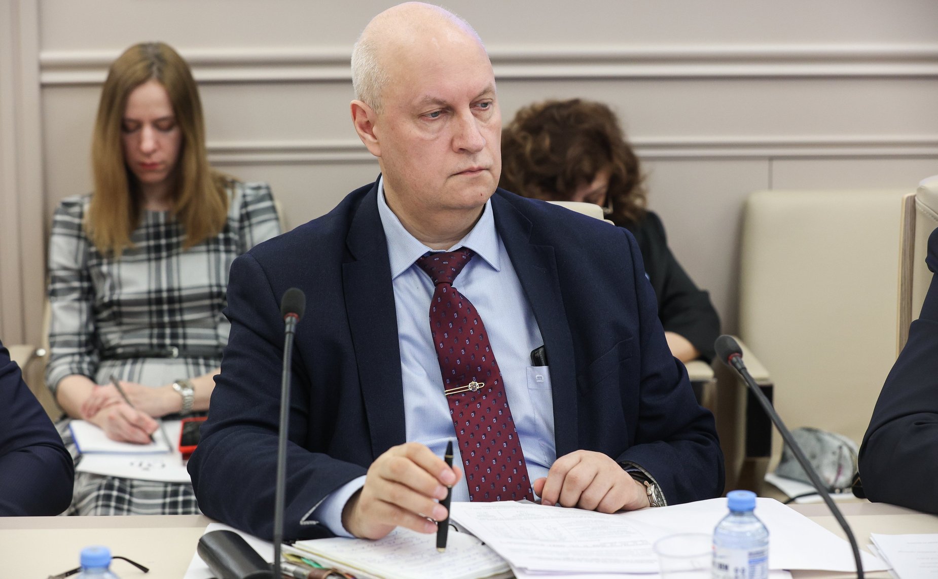 Совещание Комитета СФ по бюджету и финансовым рынкам «Совершенствование антидемпинговых мер и закупочных процедур при проведении конкурсов и аукционов на выполнение строительных работ»