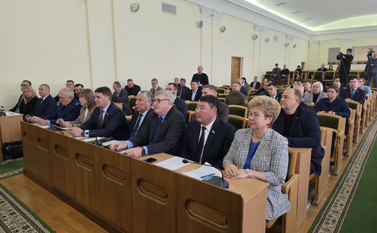 Ольга Бас приняла участие в пленарном заседании Народного Совета ЛНР